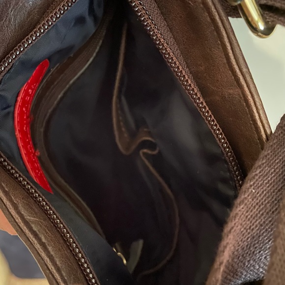 NWT Tommy Hilfiger Crossbody bag - Picture 7 of 9